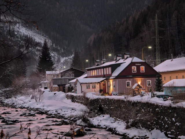 Winter cabin